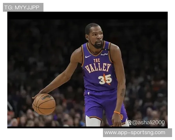 杜兰特12月全勤表现出色场均266分5板54助13帽命中率180正负值高达79 杜兰特12月全勤表现出色场均266分5板54助13帽命中率180正负值高达79