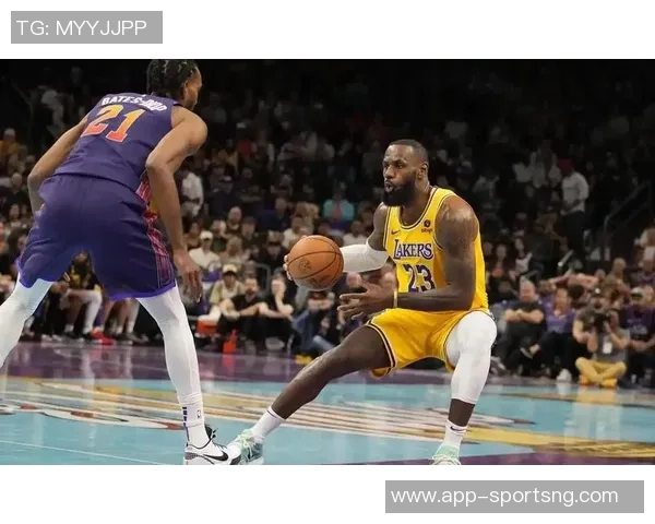 骑士首次以07年总决赛致敬老詹经典时刻重温与16G7片段交织回忆